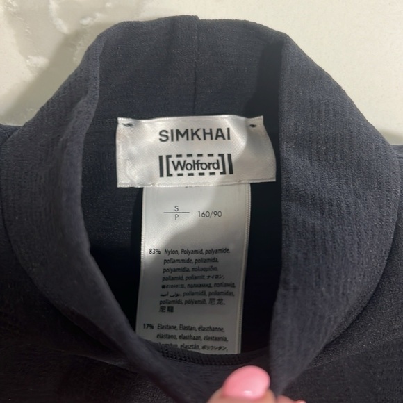 WOLFORD INTRICATE PATTERN WRAP KNIT TOP & LEGGINGS - Picture 5 of 8